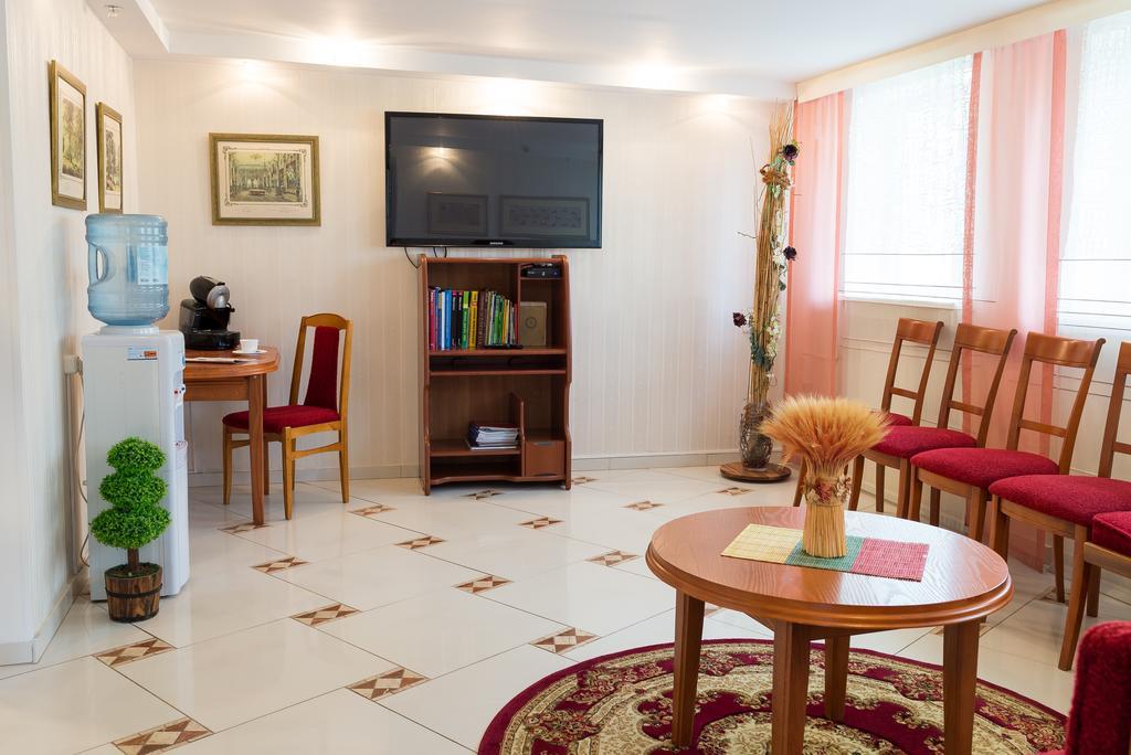 Hotel Runmis Вильнюс Экстерьер фото